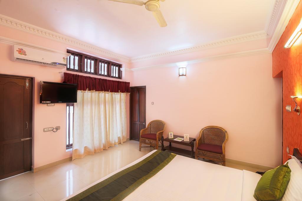 Treebo Moonlight Hotell Thiruvananthapuram Exteriör bild