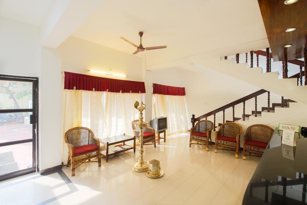 Treebo Moonlight Hotell Thiruvananthapuram Exteriör bild